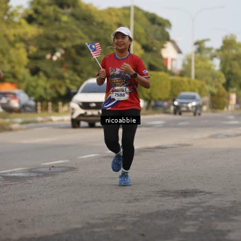 Runner Photo 6031744