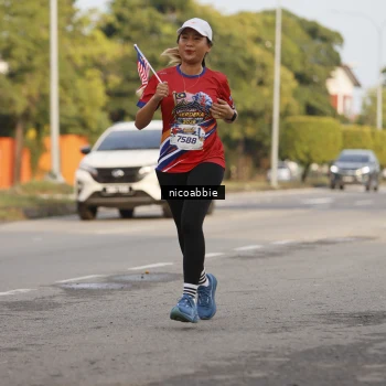 Runner Photo 6031746