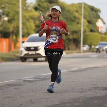 Runner Photo 6031748