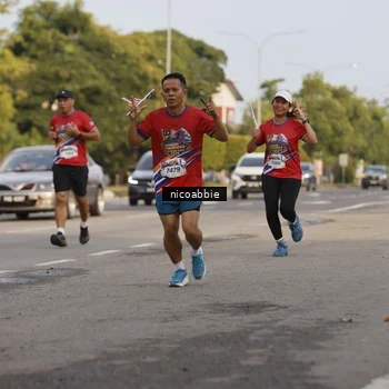 Runner Photo 6031751