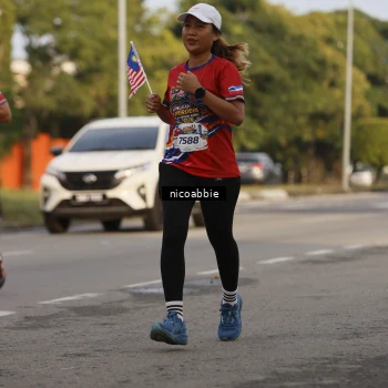Runner Photo 6031768