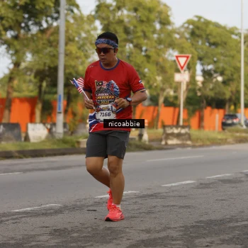 Runner Photo 6031790
