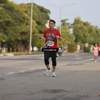 Runner Photo 6031847