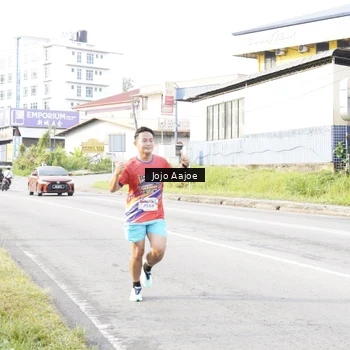 Runner Photo 6031853