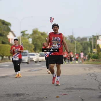 Runner Photo 6031906
