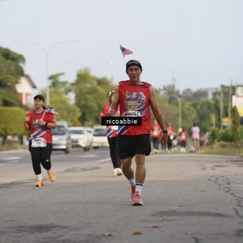 Runner Photo 6031945