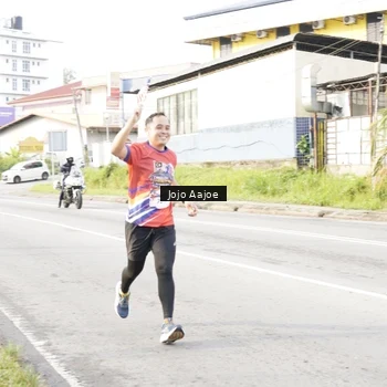 Runner Photo 6031971