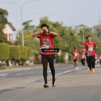 Runner Photo 6031975