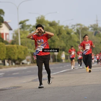 Runner Photo 6031978