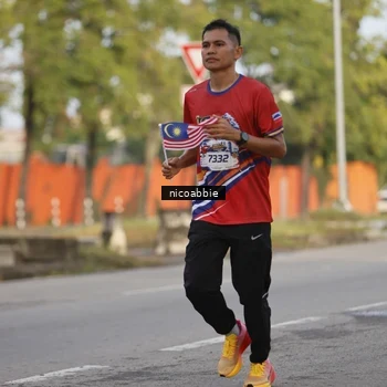 Runner Photo 6031987