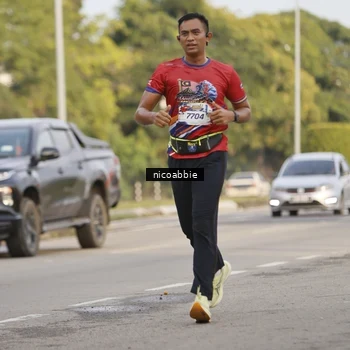 Runner Photo 6031996