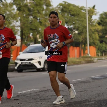 Runner Photo 6032009