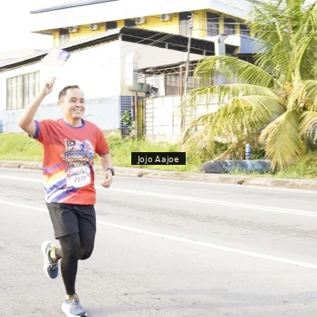Runner Photo 6032033