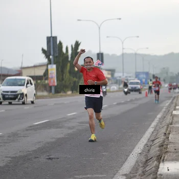 Runner Photo 6032034