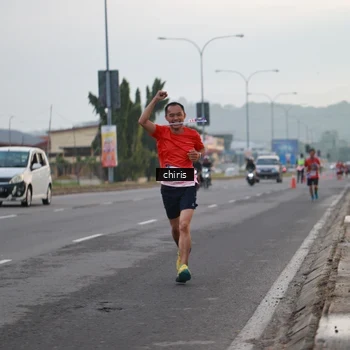 Runner Photo 6032083