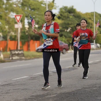 Runner Photo 6032084