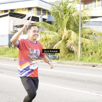 Runner Photo 6032096
