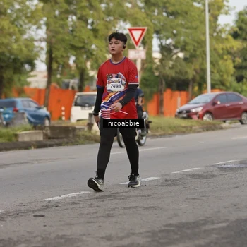 Runner Photo 6032099