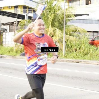 Runner Photo 6032106