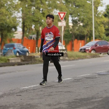 Runner Photo 6032109