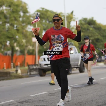 Runner Photo 6032131