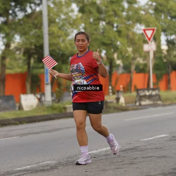 Runner Photo 6032135
