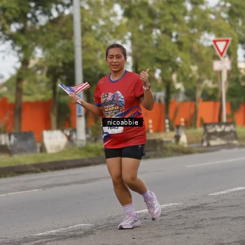 Runner Photo 6032139