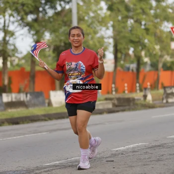 Runner Photo 6032141