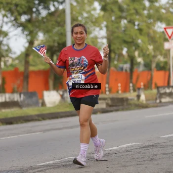 Runner Photo 6032142