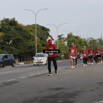 Runner Photo 6032178