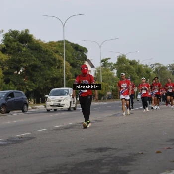 Runner Photo 6032189