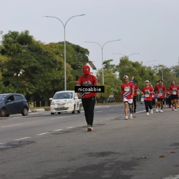 Runner Photo 6032194