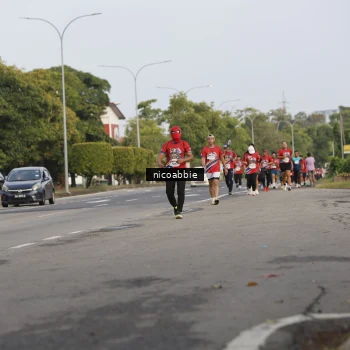 Runner Photo 6032203