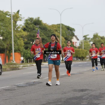 Runner Photo 6032209