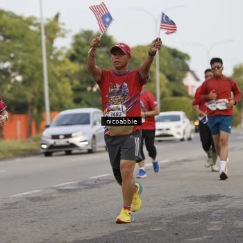 Runner Photo 6032226