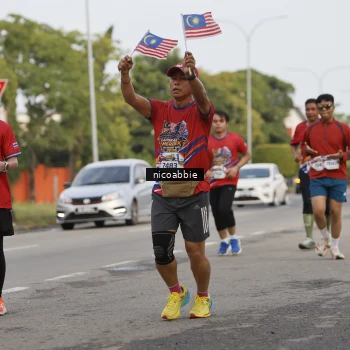 Runner Photo 6032227