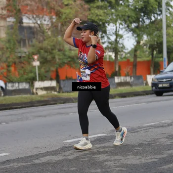 Runner Photo 6032273
