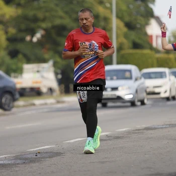 Runner Photo 6032285
