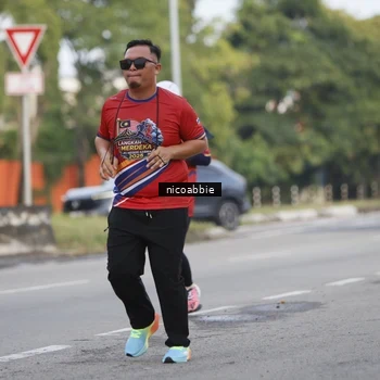 Runner Photo 6032294