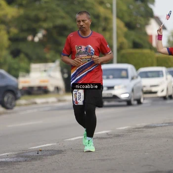 Runner Photo 6032297