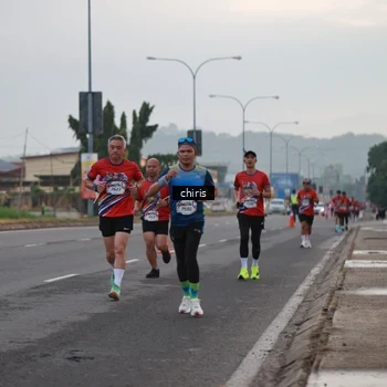 Runner Photo 6032300