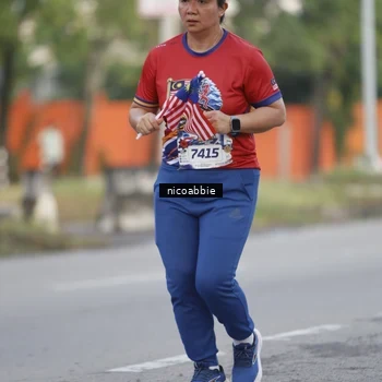 Runner Photo 6032301