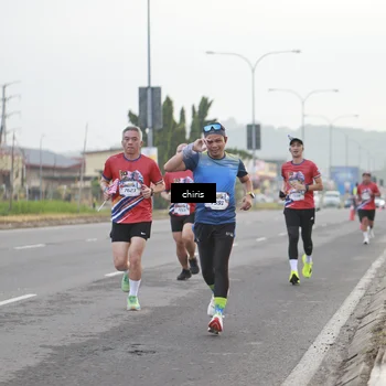 Runner Photo 6032303