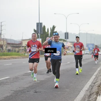 Runner Photo 6032315