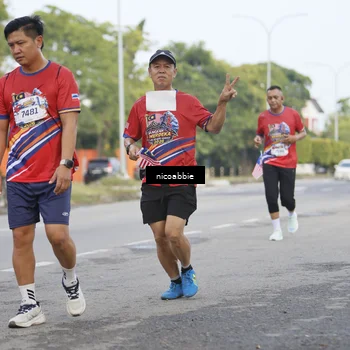 Runner Photo 6032320