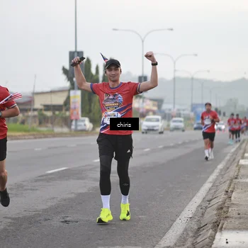 Runner Photo 6032333