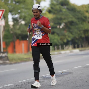 Runner Photo 6032353