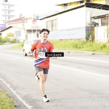 Runner Photo 6032355