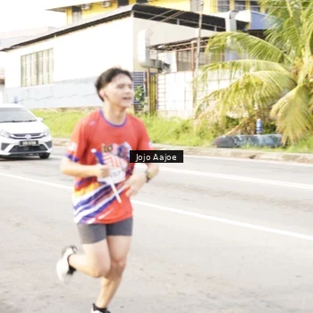 Runner Photo 6032374