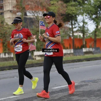 Runner Photo 6032388